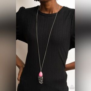 Musically Mojave Pink Necklace